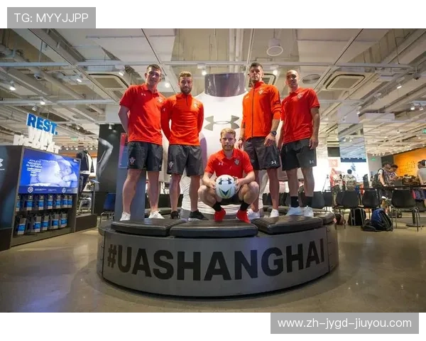 英超球队外套的设计与品牌合作